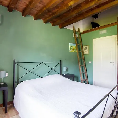 Villa Casale Santa Caterina Jacuzzi And Pool